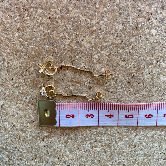 18K Gold Earrings. - Picture 3 of 3